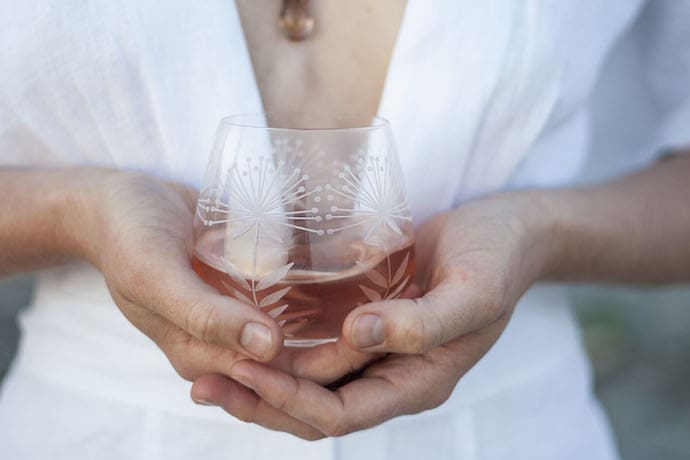 glass-of-rose-closeup